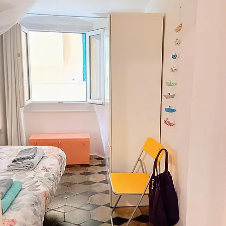 Apartment Chiccaluna Genoa