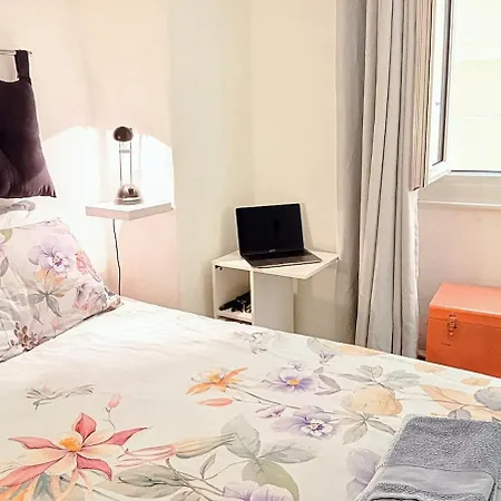 Chiccaluna Apartment Genoa